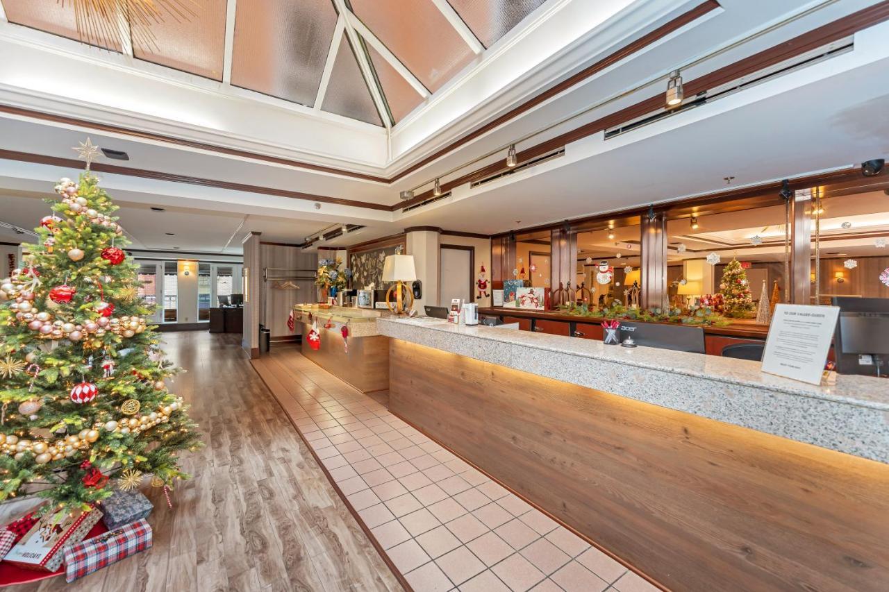 The Bedford Regency Hotel Виктория Экстерьер фото