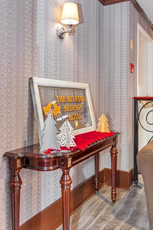 The Bedford Regency Hotel Виктория Экстерьер фото