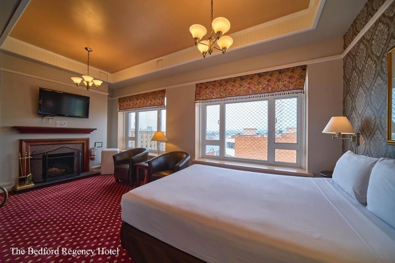 The Bedford Regency Hotel Виктория Экстерьер фото