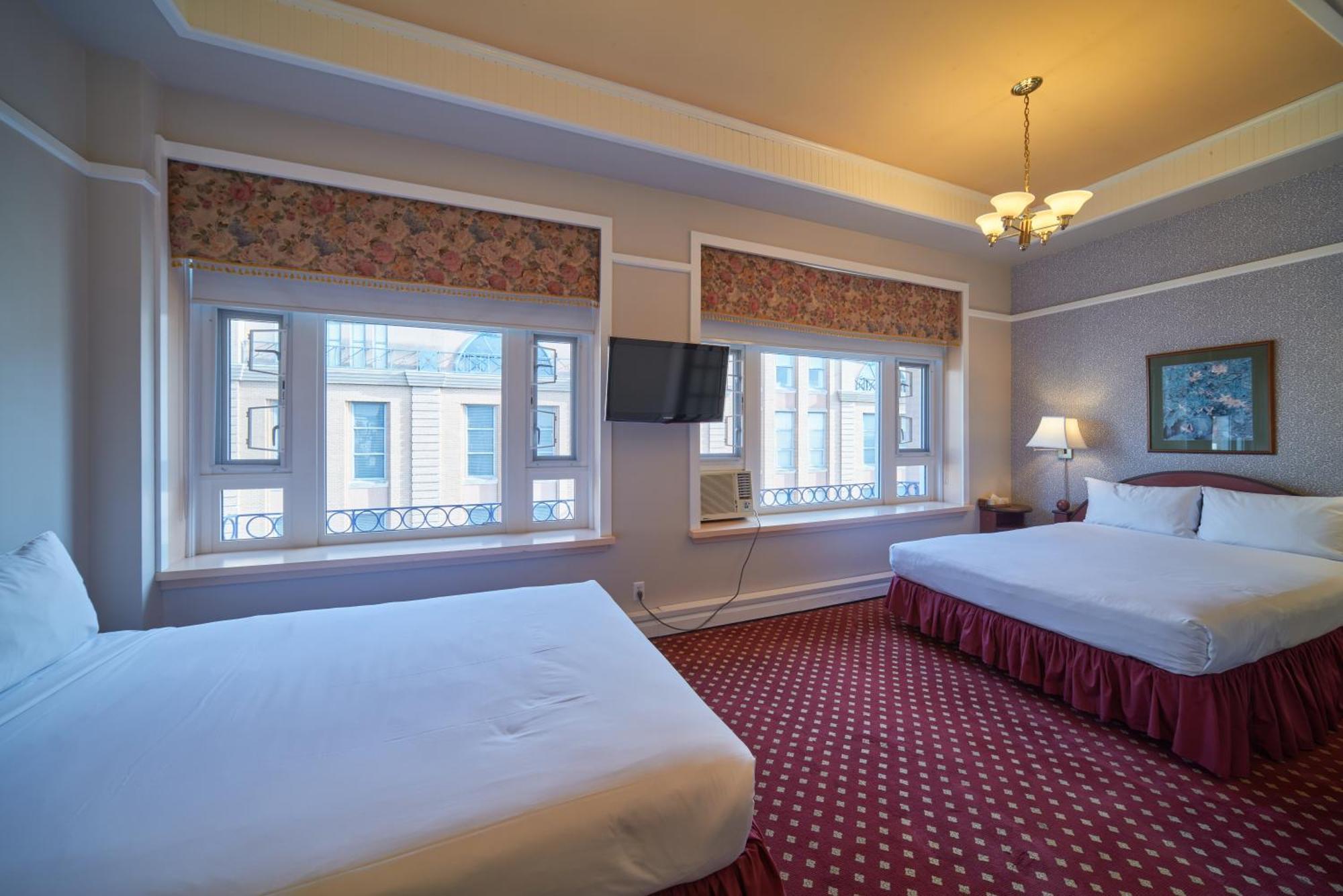 The Bedford Regency Hotel Виктория Экстерьер фото