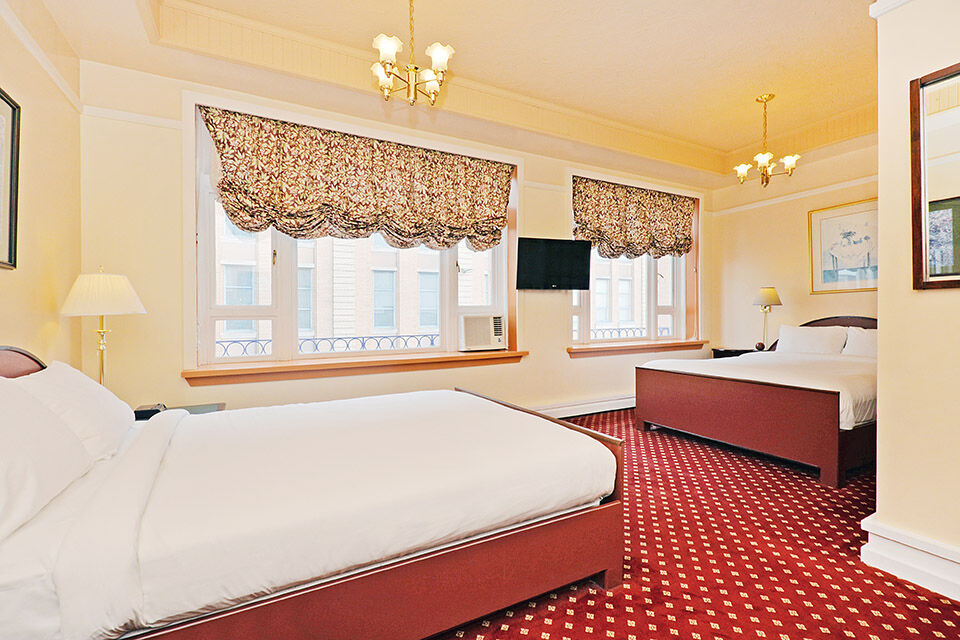 The Bedford Regency Hotel Виктория Экстерьер фото